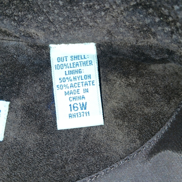 Brown Velvet Blazer - Picture 3 of 7